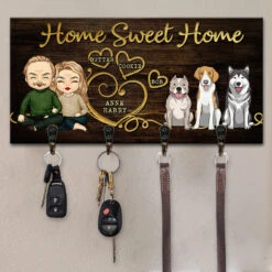 Family Is Complete With Paws And Love - Family Personalized Key Hanger, Key Holder - Gift For Couples, Husband Wife, Anniversary, Pet Owners, Pet Lovers