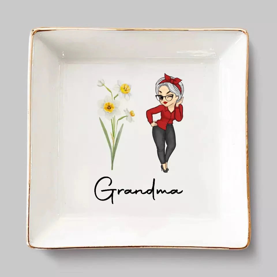 Grandmother Is The Heart Of Our Family - Family Personalized Custom Jewelry Dish - Gift For Mom, Grandma 2 Grandmother Is The Heart Of Our Family - Family Personalized Custom Jewelry Dish - Gift For Mom, Grandma - Image 2