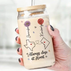 A Thoughtful Way To Make Her Smile Every Day - Bestie Personalized Custom Glass Cup, Iced Coffee Cup - Gift For Best Friends, BFF, Sisters