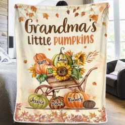 Every House Needs A Grandma In It - Family Personalized Custom Blanket - Gift For Grandma -Pawfect House Store 66e01c0e5afdd