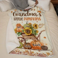 Every House Needs A Grandma In It - Family Personalized Custom Blanket - Gift For Grandma -Pawfect House Store 66e01c0f97eba