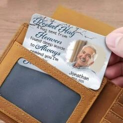 Custom Photo A Hug Sent From Heaven - Memorial Personalized Custom Aluminum Wallet Card - Sympathy Gift For Family Members -Pawfect House Store 677cf67c30ef0