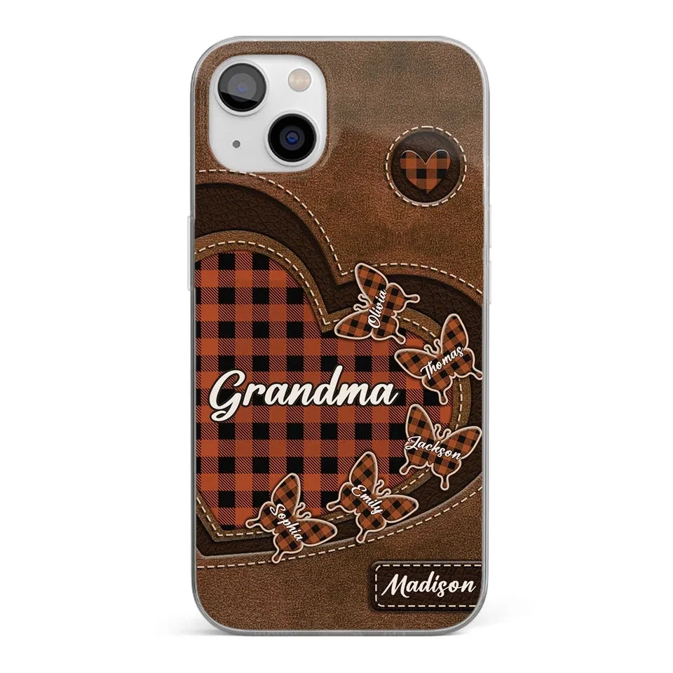 Grandma’s Love Is A Hug That Never Ends - Family Personalized Custom Clear Phone Case - Gift For Mom, Grandma 1 Grandma’s Love Is A Hug That Never Ends - Family Personalized Custom Clear Phone Case - Gift For Mom, Grandma