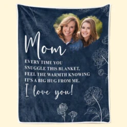 Custom Photo Feel This Hug In Your Heart - Family Personalized Custom Blanket - Gift For Mom, Daughter