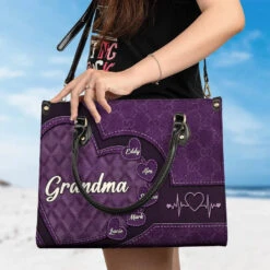 Grandma’s Love Is Endless - Family Personalized Custom Leather Handbag - Gift For Mom, Grandma 8 Grandma’s Love Is Endless - Family Personalized Custom Leather Handbag - Gift For Mom, Grandma -Pawfect House Store 6785cd7ddb376