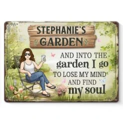 In The Garden, My Mind Rests And My Soul Awakens - Family Personalized Custom Home Decor Metal Sign - Gift For Yourself, Best Friends, Siblings, Family Members