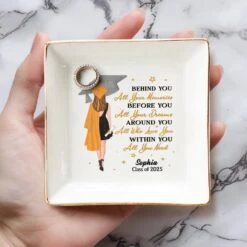 Started With A Dream, Ended With A Cap - Family Personalized Custom Jewelry Dish - Graduation Gift For Family Members, Siblings, Brothers, Sisters, Best Friends -Pawfect House Store 682467556a23f