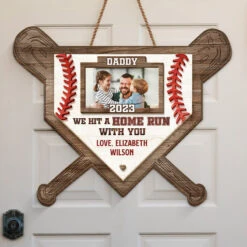Custom Photo We Hit A Home Run With You - Family Personalized Custom Home Decor Wood Sign - House Warming Gift For Dad, Grandpa